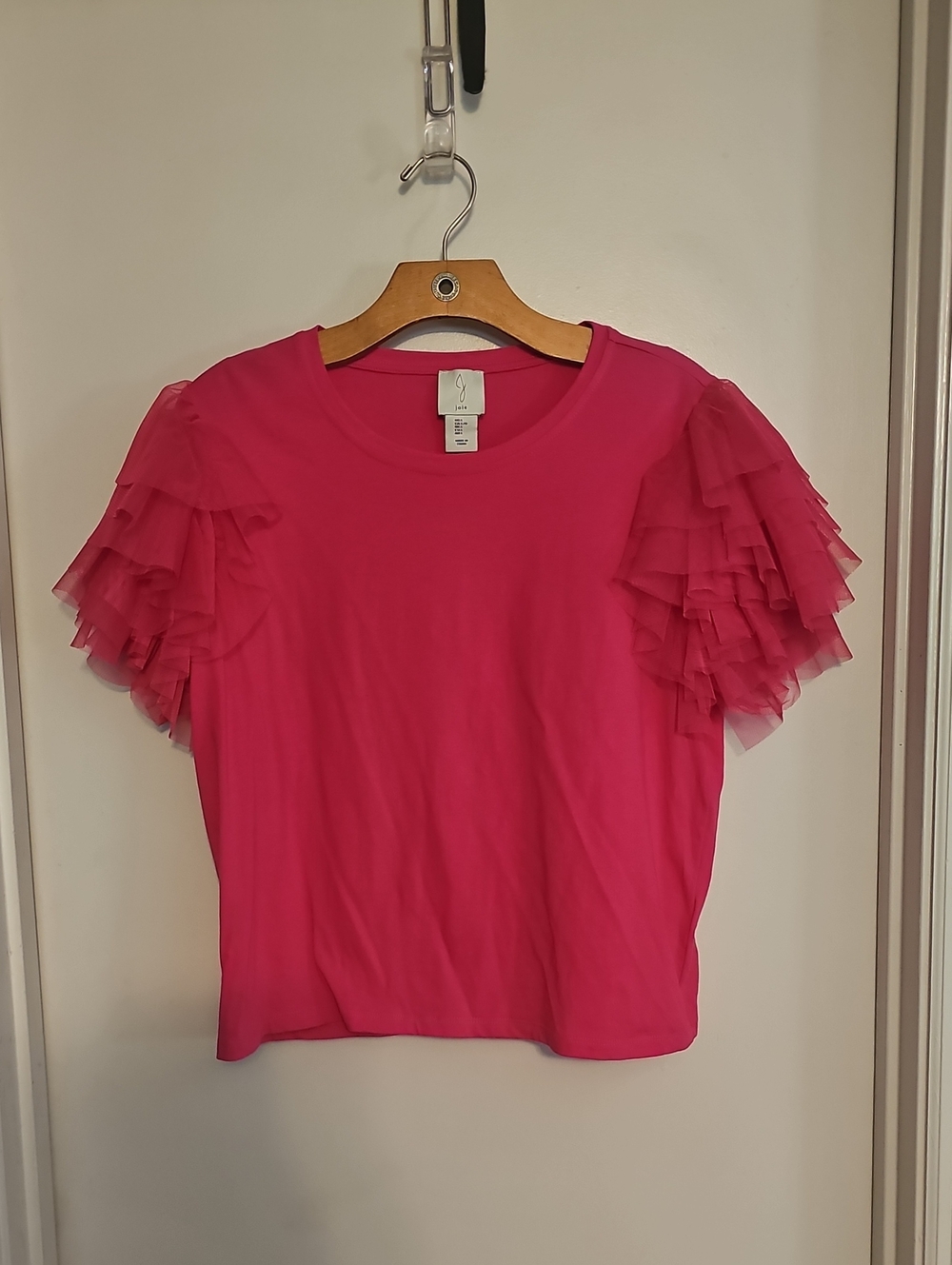Wanna Be Noticed 💗Joie Hot Pink Puffy Tulle Sleeve Crop Tee